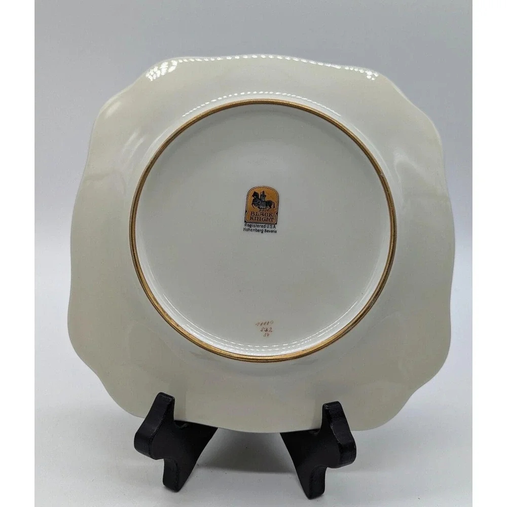 Vintage Octagonal Black Knight China 7.5